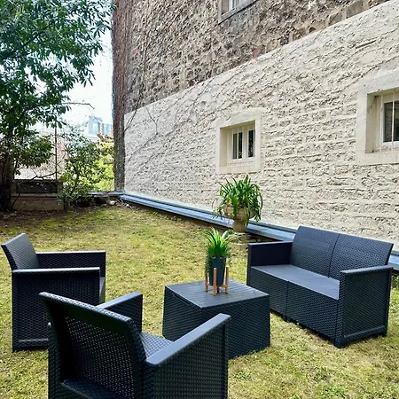 A Detruire 85 - Ne Pas Utiliser Apartment