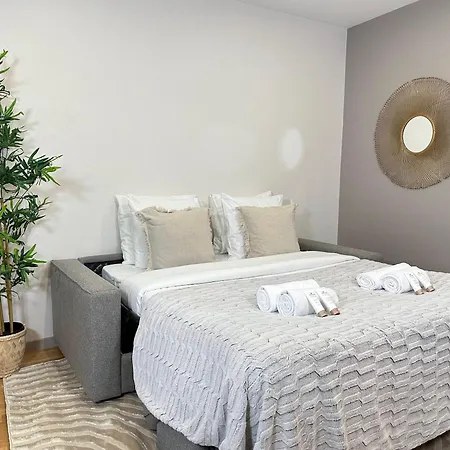 A Detruire 85 - Ne Pas Utiliser Apartment